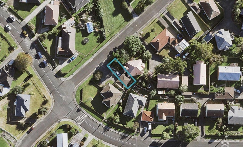 11 Balfron Avenue, Mount Roskill, Auckland - Carousel 1