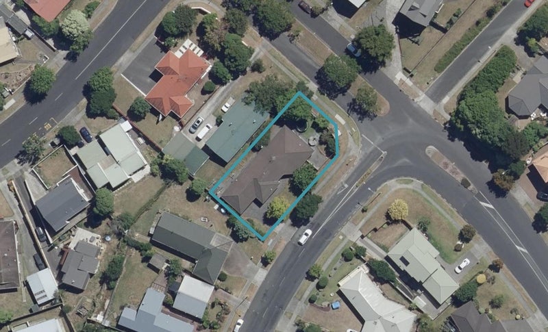 10 Church Road, Pukete, Hamilton - Carousel 1