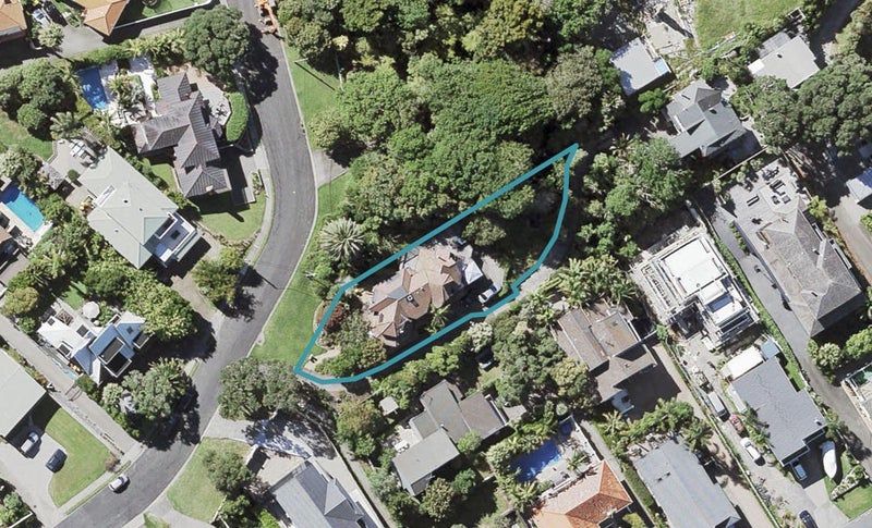 7 View Road, Campbells Bay, Auckland - Carousel 1