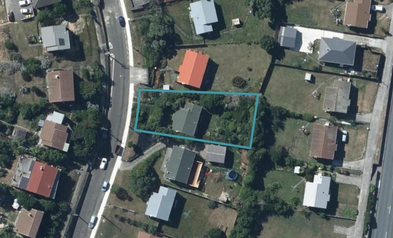 15 Piko Street, Titahi Bay, Porirua - Carousel 1