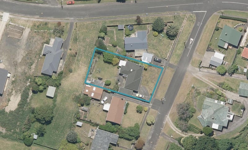 26 Burns Street, Tawhero, Whanganui - Carousel 1