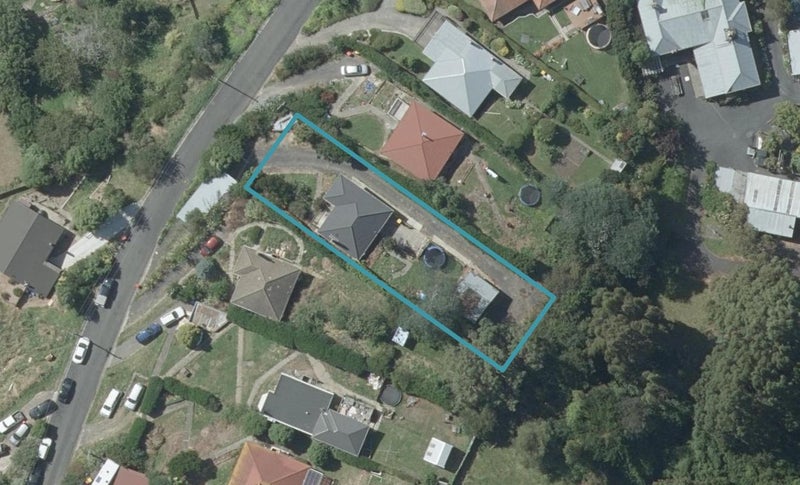 7 Church Hill Road, Green Island, Dunedin - Carousel 1