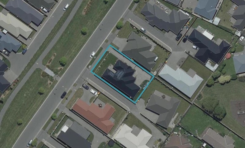 17 Carradale Avenue, Broomfield, Christchurch - Carousel 1