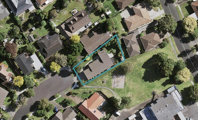 8 Wilencote Place, Pahurehure, Papakura - Carousel 1