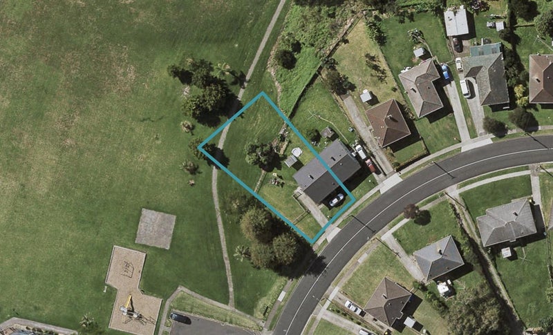 22 Pearl Baker Drive, Otara, Auckland - Carousel 1