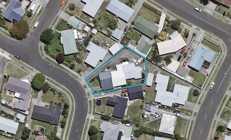 96 WYNYARD CRES, TAMATEA, NAPIER - Carousel 1