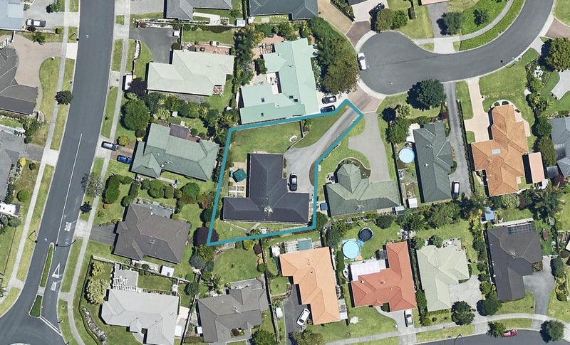 19 Donnington Place, Bethlehem, Tauranga - Carousel 1