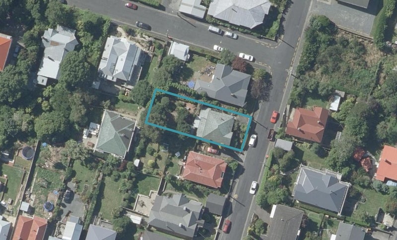 18 Whitby Street, Mornington, Dunedin - Carousel 1