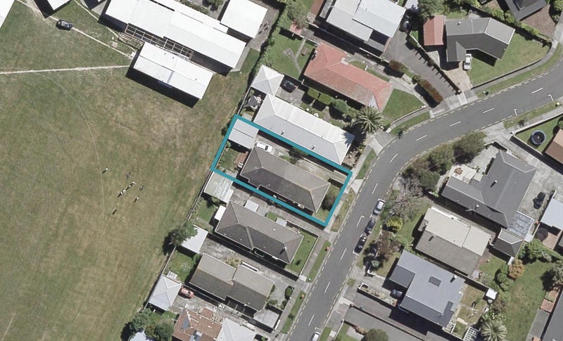 1/79 Wai-Iti Crescent, Woburn, Lower Hutt - Carousel 1