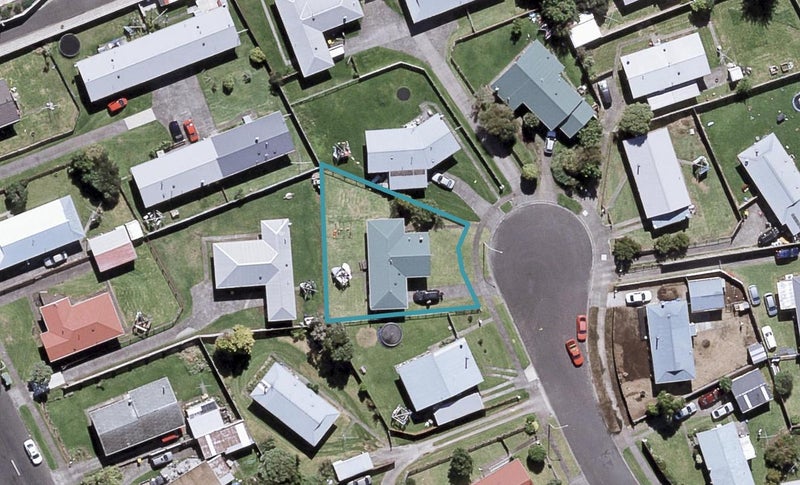 17 Veronica Place, Bell Block, New Plymouth - Carousel 1