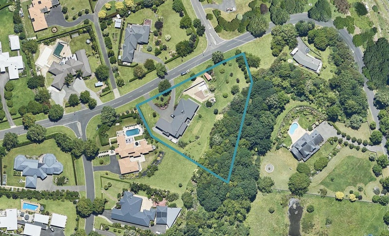 83 Freeburn Road, Pyes Pa, Tauranga - Carousel 1