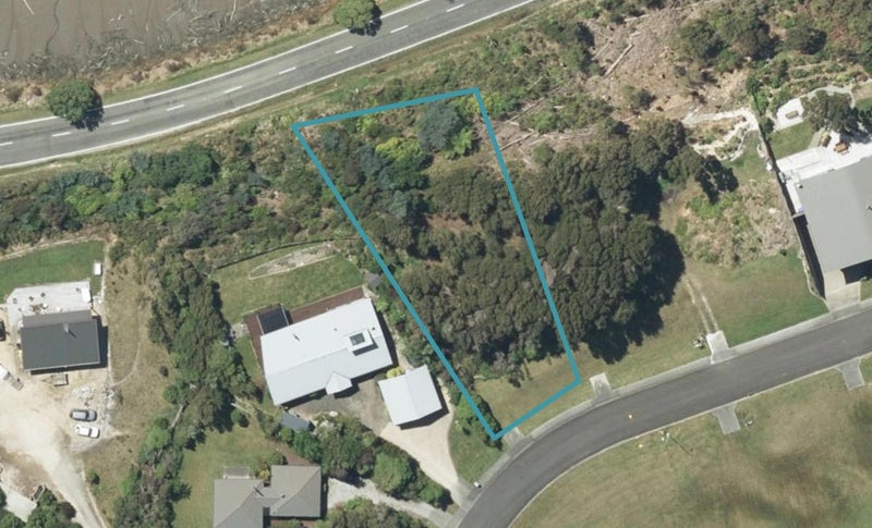 28 Ruataniwha Drive, Collingwood - Carousel 1