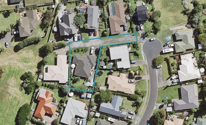 53 Merlot Heights, Huapai, Kumeū - Carousel 1