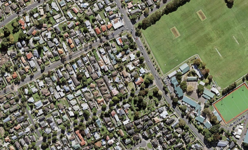 10/1C Orchard Street, Avondale, Auckland - Carousel 1