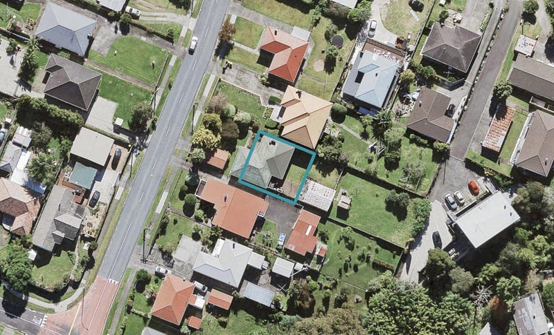 33B Kelwyn Road, Kelston, Auckland - Carousel 1