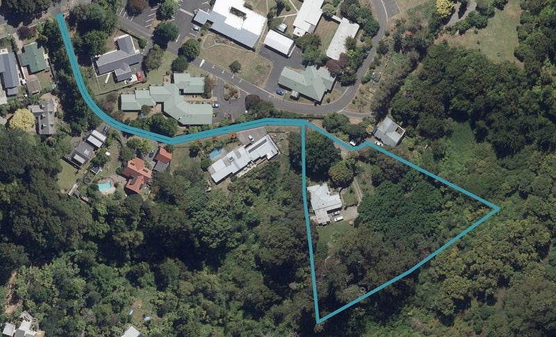 4 Cotebrooke Lane, Hillcrest, Hamilton - Carousel 1