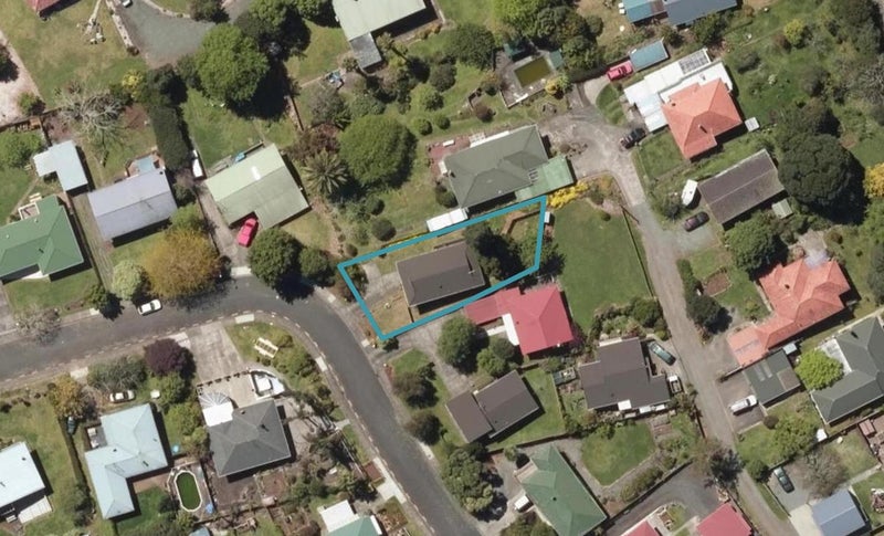 3 Whitelaw Place, Kamo, Whangarei - Carousel 1