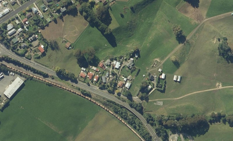 160 Taupo Street, Putāruru - Carousel 1
