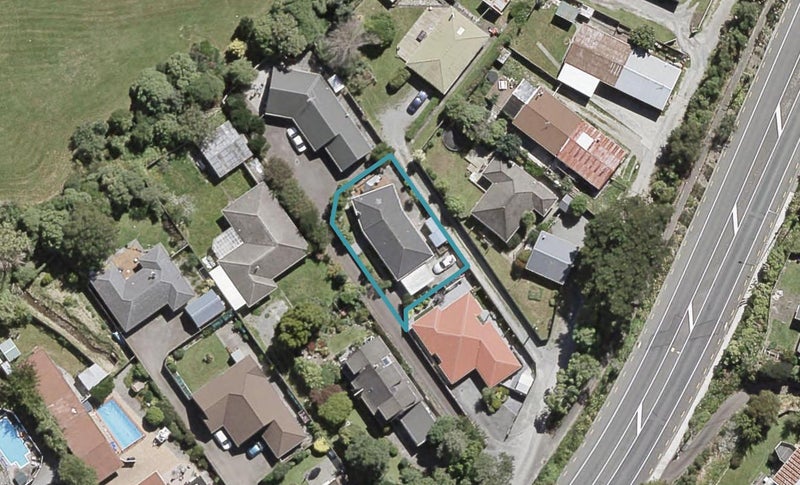 1165 Fergusson Drive, Clouston Park, Upper Hutt - Carousel 1