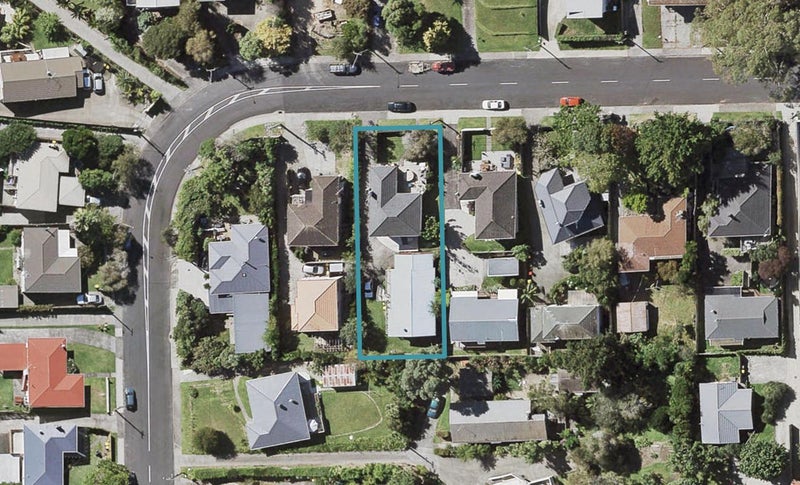 1/32 Selwyn Crescent, Forrest Hill, Auckland - Carousel 1
