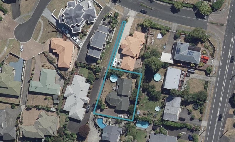 5 Western Heights Drive, Western Heights, Hamilton - Carousel 1