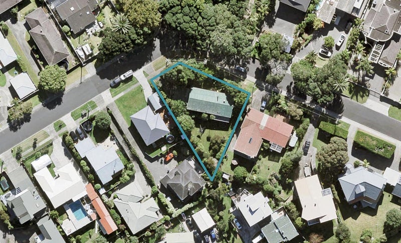 51 Toroa Street, Torbay, Auckland - Carousel 1