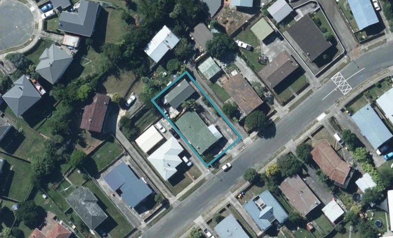 47 Desert Gold Street, Ascot Park, Porirua - Carousel 1