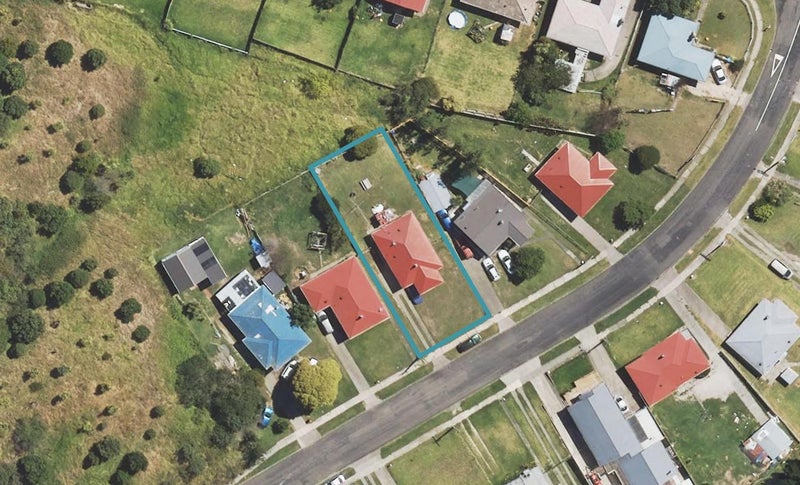 31 Oxford Street, Kaiti, Gisborne - Carousel 1