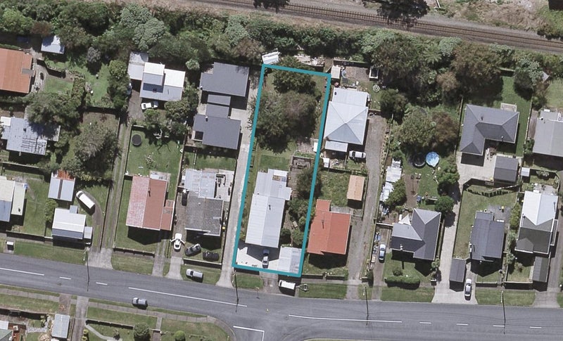 7 Atiawa Street, Glen Avon, New Plymouth - Carousel 1
