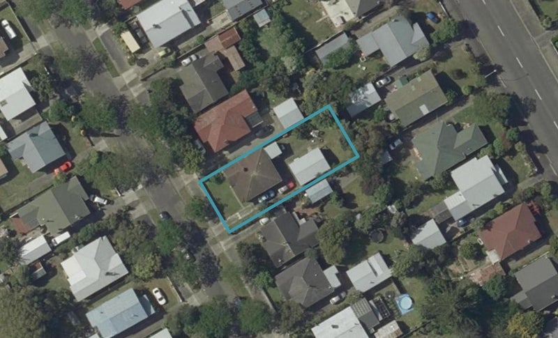 27 Kingswood Street, Takaro, Palmerston North - Carousel 1