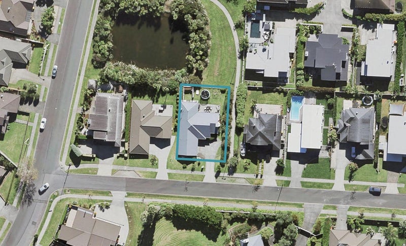 6 Lemon Grove Lane, Greenhithe, Auckland - Carousel 1