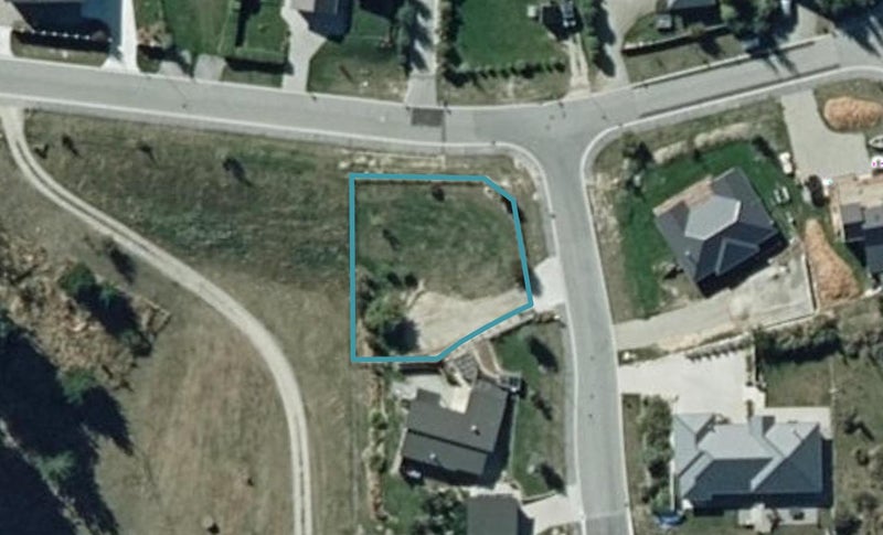 2 Skylark Place, Lake Hāwea - Carousel 1