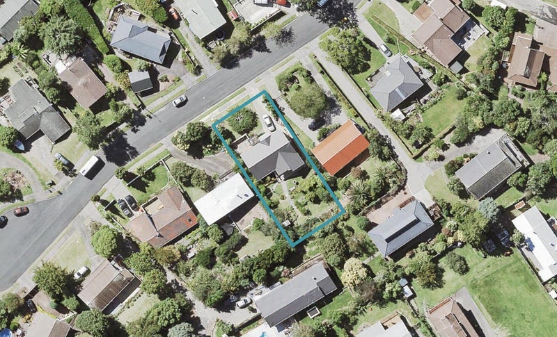 27 Squirrel Lane, Browns Bay, Auckland - Carousel 1