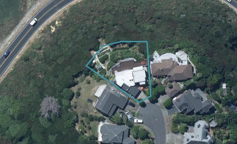 21 The Crowsnest, Whitby, Porirua - Carousel 1