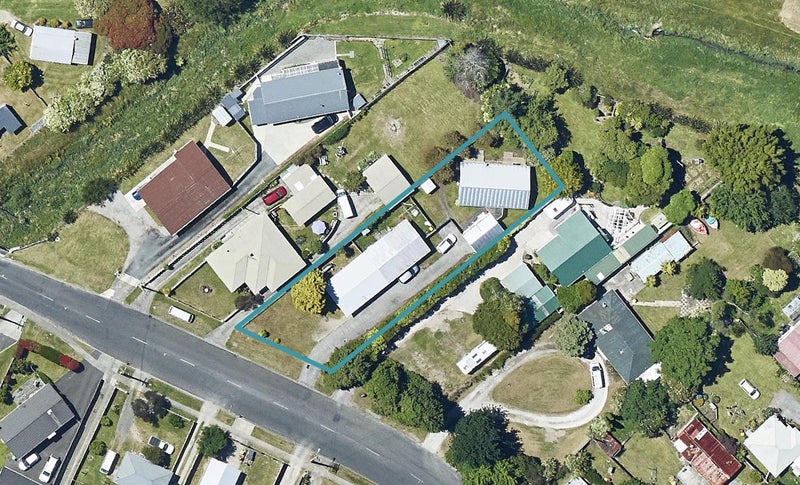 5 Robinson Avenue, Holdens Bay, Rotorua - Carousel 1