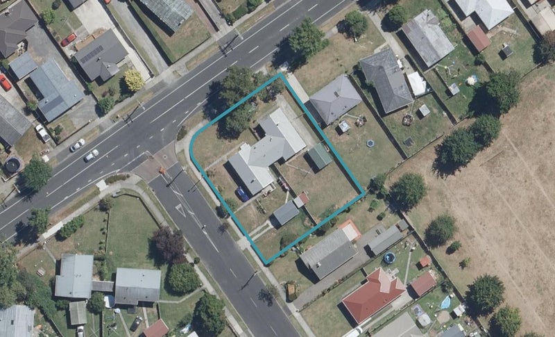 108 Heath Street, St Andrews, Hamilton - Carousel 1