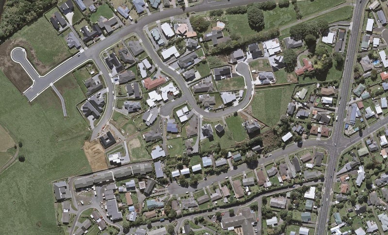 12 Nadine Stanton Drive, Bell Block, New Plymouth - Carousel 1