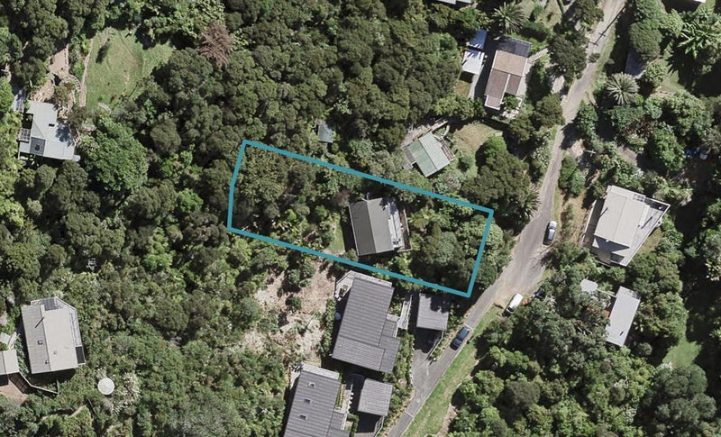 37 Miro Road, Palm Beach, Waiheke Island - Carousel 1