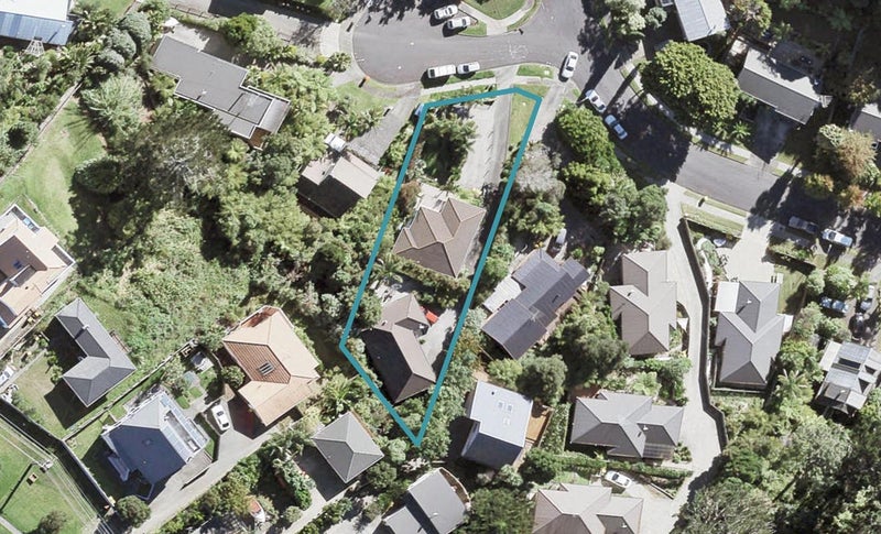 1/2 Heatherleigh Rise, Northcross, Auckland - Carousel 1