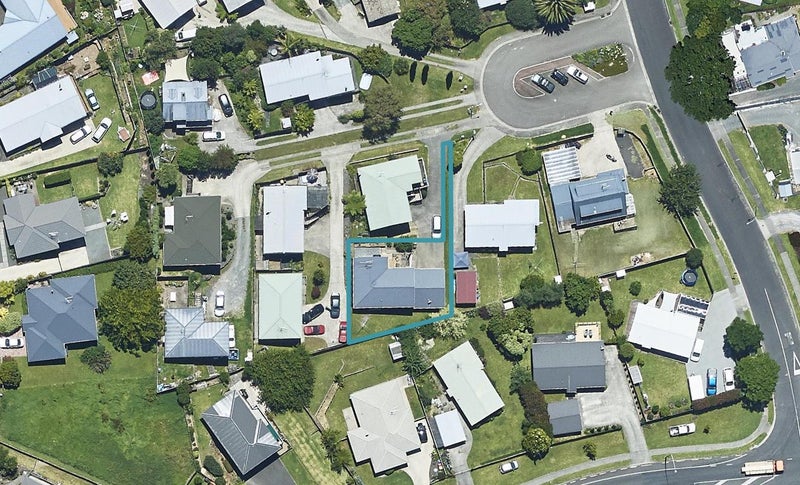 5B Lawson Place, Hairini, Tauranga - Carousel 1