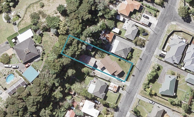 22 Lees Grove, Wainuiomata, Lower Hutt - Carousel 1