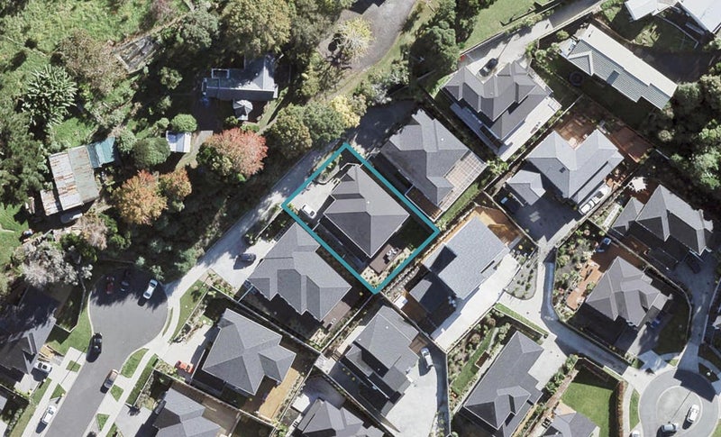 59 Harrowglen Drive, Northcross, Auckland - Carousel 1