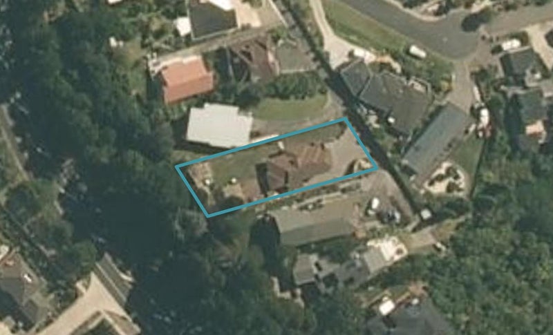 9 Sykes Avenue, Hatfields Beach, Orewa - Carousel 1