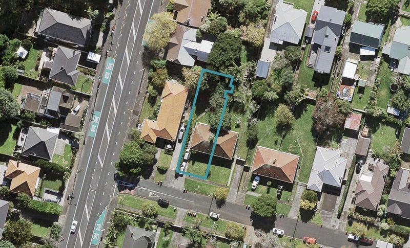 2 Parrish Road, Sandringham, Auckland - Carousel 1