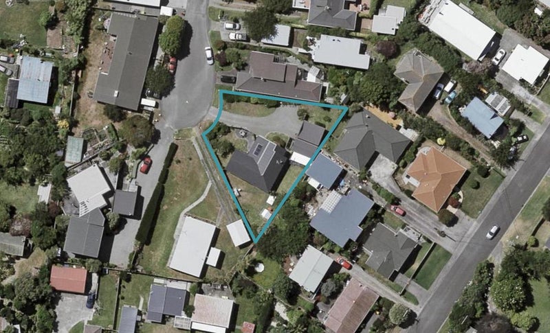 9 Park Road, Paraparaumu Beach, Paraparaumu - Carousel 1