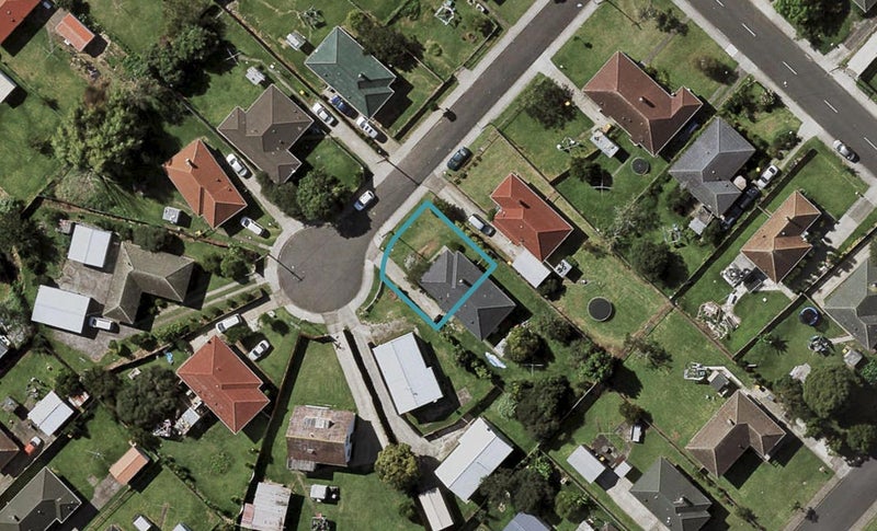 6 Ross Avenue, Otara, Auckland - Carousel 1