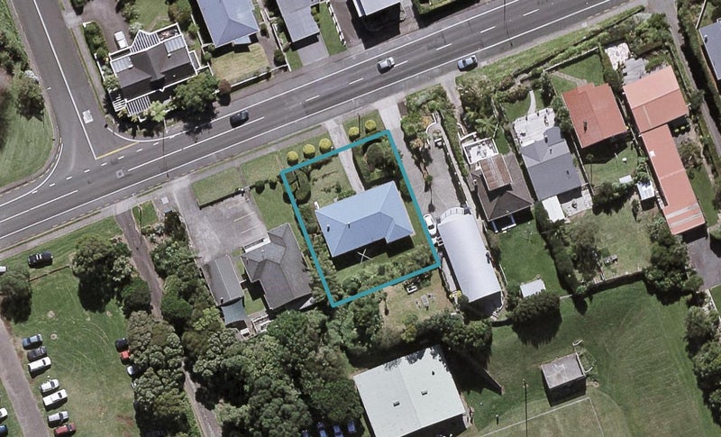 425 Devon Street West, Lynmouth, New Plymouth - Carousel 1