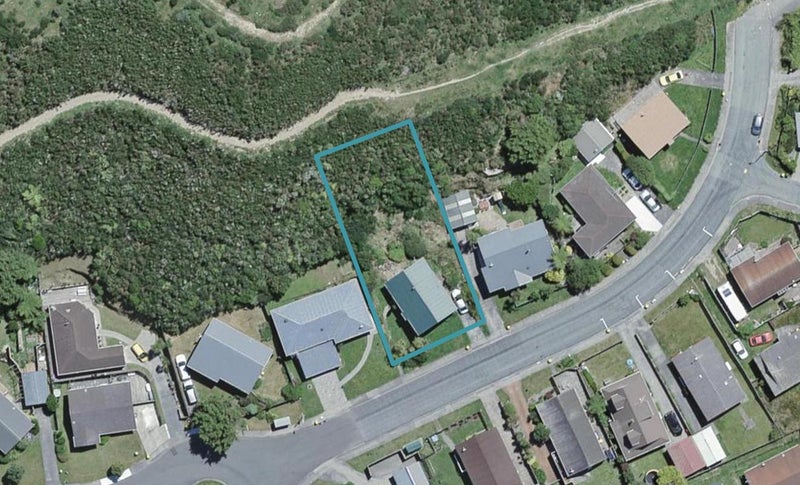 119 Montgomery Avenue, Karori, Wellington - Carousel 1