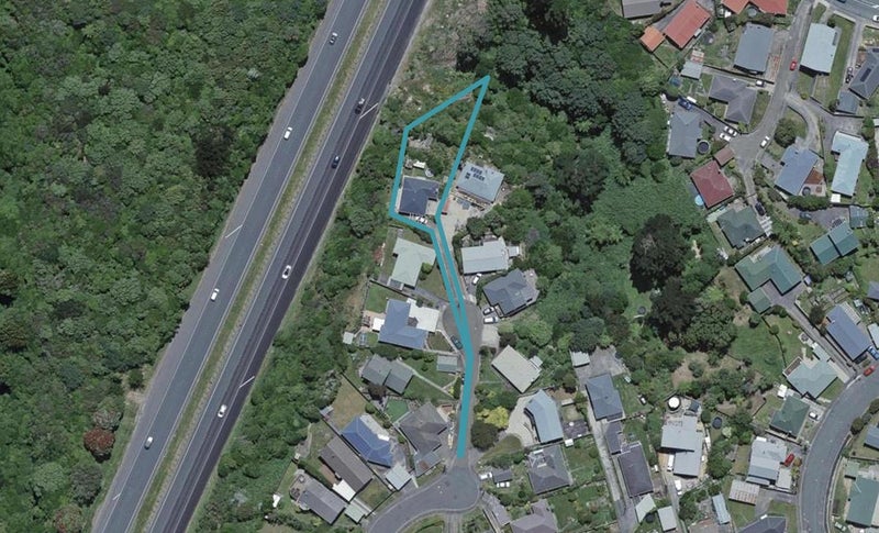 45 Lynda Avenue, Paparangi, Wellington - Carousel 1