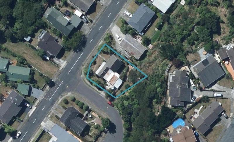 37 Tweed Road, Papakowhai, Porirua - Carousel 1
